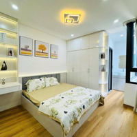 Hoàng Mai - Định Công Hạ - 6 Tầng Thang Máy - Full Nội Thất - Gần Hồ - Chỉ 6.9 Tỷ!!!