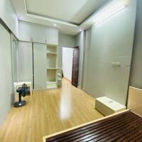 Bán nhà 5 tầng 42m2 phố Đào Tấn, Ba Đình, Oto đỗ cửa, 50m ra phố, Ngõ thông, Kinh doanh tốt