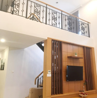 Gia Đình Cần Bán Gấp Căn Hộ Satra 120M², 3 Phòng Ngủ 2 Vệ Sinhnhà Mới Đẹp, Tầng Cao Thoáng Giá Bán 6 Tỷ
