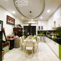 Cô Uy Đi Định Cư Bán Nhà Phan Văn Hân-P19-Bình Thạnh, Gần Chợ Thị Nghè. 3Tỷ850/76,3M2 Cho Thuê 22 Triệu