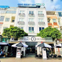 Tòa Nhà Vp Khu Sân Bay - Ngaymặt Tiềnđào Duy Anh - Dt: 10 X 18M - 7 Tầng Ốp Kính, Hđt 150 Triệu/Th - 35 Tỷ