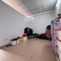 Chính Chủ Bán Nhà 63M2 Lạc Long Quân Tân Bình Gần Chợ Vải Tân Bình 3 Phòng Ngủhẻm 4M Giá Bán 5,3 Tỷ
