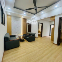 Bán Căn Hộ 3 Phòng Ngủ Bán Đảo Linh Đàm Chỉ 3.8 Tỷ. Liên Hệ: 0986506304