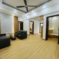 Bán Căn Hộ 3 Phòng Ngủ Bán Đảo Linh Đàm Chỉ 3.8 Tỷ. Liên Hệ: 0986506304