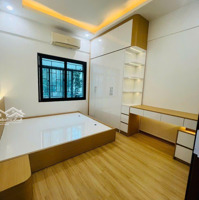 Bán Căn Hộ 3 Phòng Ngủ Bán Đảo Linh Đàm Chỉ 3.8 Tỷ. Liên Hệ: 0986506304