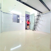 Hot! Cho Thuê Phòng Trọ Tại Trường Chinh, 2,9 Triệu, 20M2, Tân Bình, Hcm