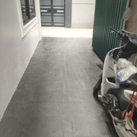 Chính Chủ Bán Nhà Yên Hòa Cầu Giấy, 33M 5Tầng 3Ngủ Giá Bán 7.6Tỷ Ngõ Rộng 3M Gần Phố Đẹp Mê Ly .