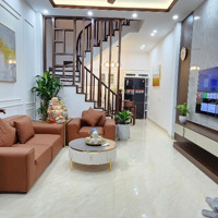 Nhà Đẹp Lung Linh - 4 Ngủ - Ngõ 3 Gác Phóng - Khách Xem Là Ưng