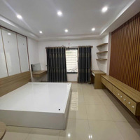Cần Bán Nhà 5 Tầng Đầy Đủ Nội Thất Tại Ngõ 15 Tả Thanh Oai Liên Hệ 0974694487