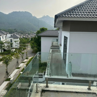 Gia Đình Cần Tiền Bán Căn Biệt Thự 250M2 Với 1 Căn Góc 300M2 Tại Dự Án Xanh Villas Cạnh Đh Quốc Gia