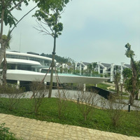 Gia Đình Cần Tiền Bán Căn Biệt Thự 250M2 Với 1 Căn Góc 300M2 Tại Dự Án Xanh Villas Cạnh Đh Quốc Gia