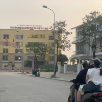Bán Đấu Giá Đông La - Phân Lô Vỉa Hè - Mặt Tiền Rộng 7M, Rất Tiềm Năng Sau Sát Nhập.diện Tích100M2