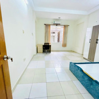 Studio Cao Cấp Cửa Sổ Trời ,Ngay Vòng Xoay 3/2 Quận 10
