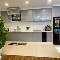 Cho Thuê Căn Hộ Garden Gate, 85M2, 3 Phòng Ngủ 2 Vệ Sinh Đủ Nội Thất, Giá 18 Triệu/Tháng, Ở Liền. Lh; 0949229199