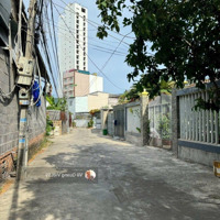 Đất Tặng 2 Nhà 2 Tầng, Gần Biển, Bến Du Thuyền, Giá Rẻ Nhất Khu Vực 75 Triệu/Mv