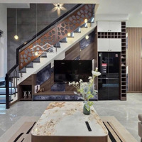 Siêu Phẩm Đại La Nhà Đẹp Long Lanh Full Nội Thất - Cách Phố 30M - 55M2 - 4 Ngủ - Giá Mềm 180 Triệu/M2