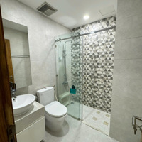 Cho Thuê Penthouse Sky Garden 3 Phú Mỹ Hưng Lầu 15, 200M², 3 Phòng Ngủgiá 1.500 Usd/Tháng