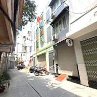 Đường Xe Hơi Ngay Trần Hưng Đạo Q1 - Gần Chợ Bến Thành , Chính Chủ Cần Bán ,