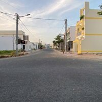 NHÀ 1 TRỆT,1 LẦU FULL NỘI THẤT GẦN UBND TRƯỜNG AN TP VĨNH LONG