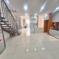 Cực Hiếm - Nhà 2 Tầng Btct Mới Đẹp Có Sân Đậu Xe Hơi,Diện Tích122M2, Trung Tâm Hiệp Phú, Quận 9