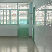 Bán chung cư Phú Thọ Quận 11, 68m2 - 2pn, có sổ hồng, giá 2,880 tỷ