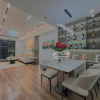 Em Bán Căn Hộ 2 Phòng Ngủ 78M2 Sẵn Sổ Full Nội Thất Cao Cấp Như Ảnh Tại Goldmark City