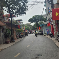 Bán Nhà Mặt Hoàng Công Chất . Diện Tích: . 50 M2 * 2 Tầng . Mặt Hoàng Công Chất . Kd....sầm Uất .. Giá Bán . 4 Tỷ