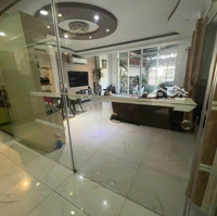 Cho Thuê Nhà Mới Nguyên Căn 399A Võ Văn Tần, Quận