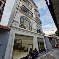 Bán nhà mặt ngõ otoo, view sông, 32m2, 5 tầng, đẹp nhất Long Biên