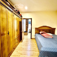 Bán Căn Golden West 93M, 3 Ngủ, 2 Vệ Sinh Ban Công Đông Bắc, Giá Thỏa Thuận. Liên Hệ: 0988252320