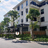 Bán Biệt Thự Vinhome Ba Son Đẳng Cấp Ngay Khu Trung Tâm Quận 1 - Xem Nhà 0938228655