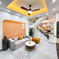 Bán Nhà Riêng 4 Phòng Ngủ+ 4 Vệ Sinh 50M2, 4,5 Tỷ Tại Hoàng Diệu, P10, Phú Nhuận, Hcm