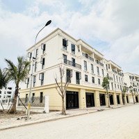 Liền Kề Góc Xẻ Khe Cạnh Vườn Hoa, Đối Diện Công Viên Ven Sông, Biển Rộng Sau Nhà