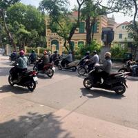 BÁN NHÀ MẶT PHỐ HÀNG BÀI - TẦNG 1 KHÔNG CÓ NÓC - GIÁ 32 TỶ