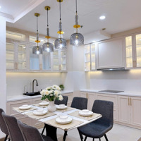 Bán Nhanh Căn 110M2 Times City, Tầng Đẹp, View Thoáng. Giá: 9.3 Tỷ Full Đồ Xịn. Liên Hệ:.0962984823
