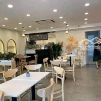 Siêu Phẩm Toà Căn Hộ Vip Nhất Tây Hồ, Mặt Phố Nghi Tàm View Hồ Tây,Diện Tích154M 7Tmặt Tiền8M Kd 130 Triệu/Tháng