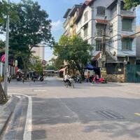 Bán nhà 3 tầng lô góc khu tái định cư X6 Thạch Bàn, cách đường Cổ Linh 10m, vị trí kinh doanh