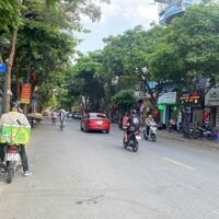 HIẾM, NHỈNH 7 TỶ CÓ NHÀ Ở NGAY TRUNG TÂM NGUYỄN VĂN CỪ 32M, 5T, Ô TÔ CHẠY QUA NHÀ.