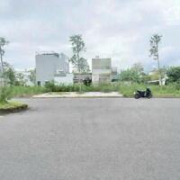 Bán nền D1 trục chính lộ 30m KDC Hồng Loan . Nền đẹp , không vướng cống trụ . Hướng TN . Sổ hồng