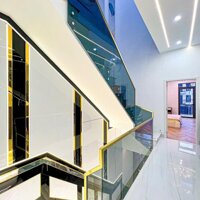 Bán nhà 2 lầu trục chính đường D1 KDC Hồng Loan . Giá 7,5 tỷ