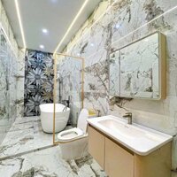Bán nhà 2 lầu trục chính đường D1 KDC Hồng Loan . Giá 7,5 tỷ