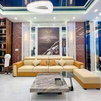 Bán nhà 2 lầu trục chính đường D1 KDC Hồng Loan . Giá 7,5 tỷ