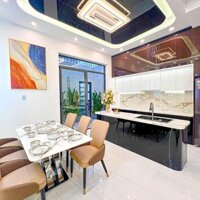 Bán nhà 2 lầu trục chính đường D1 KDC Hồng Loan . Giá 7,5 tỷ