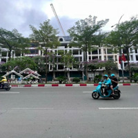 Cho Thuê Nhà Mặt Phố Trần Thái Tông - Cầu Giấy - 300M2 - Mặt Tiền 12M - 6 Tầng 1 Hầm - 200 Triệu/Tháng