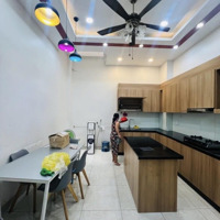 *Căng Duy Nhất* Siêu Phẩm Nhà Giá Tốt Nhất Trị Trường . Đường Phạm Văn Chí, Phường 1, Quận 6