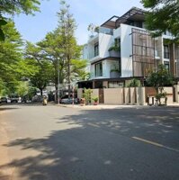 Đất góc 2MT trục chính cổng chào KDC Gia Hoà
