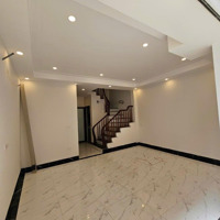 Bán Nhà 6 Tầng Thang Máy Cao Cấp, Hoàn Thiện Đẹp, Mặt Tiền 5M, Phường Giang Biên, Giá Bán 7.2 Tỷ.