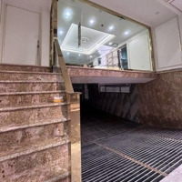Siêu Phẩm Văn Phòng 10 Tầng, Trần Thái Tông, Cầu Giấydiện Tích130Mmặt Tiền7.2M, Dòng Tiền 250 Triệu/Tháng.