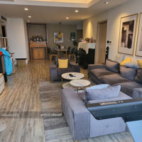 Bán Căn Hộ 4 Phòng Ngủ, 162M2, Cửa Tb, Ban Công Đn, Full Đồ, Chung Cư Thăng Long Number One. 9.9 Tỷ