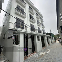 Nhà 3.15 Tỷ Cổng Đh Thể Dục Thể Thao, Ql 6, 4 Tầng (51M2) Sát Ô Tô Đi 0969419928